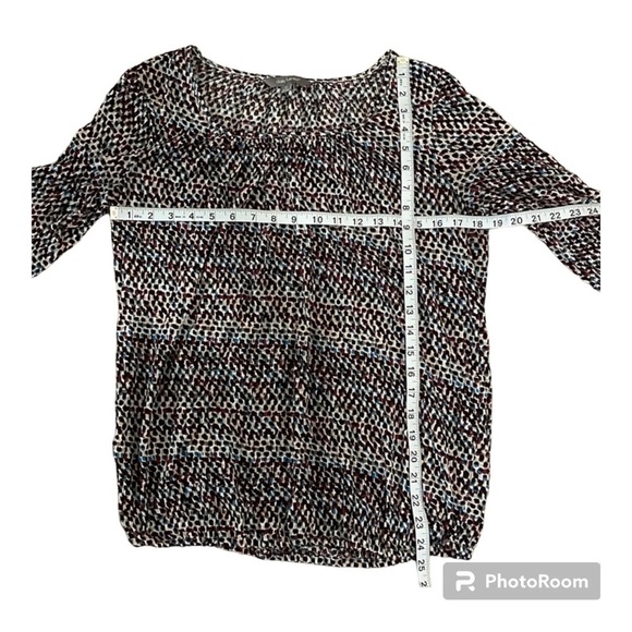 Women’s Daisy Fuentes Abstract Blouse Size Medium - Picture 5 of 8